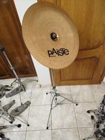 China paiste με βαση