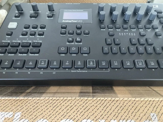 Elektron Analog Four MKII