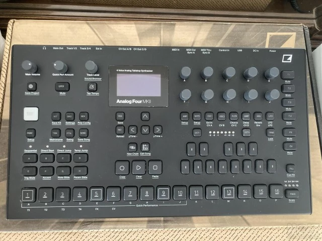 Elektron Analog Four MKII
