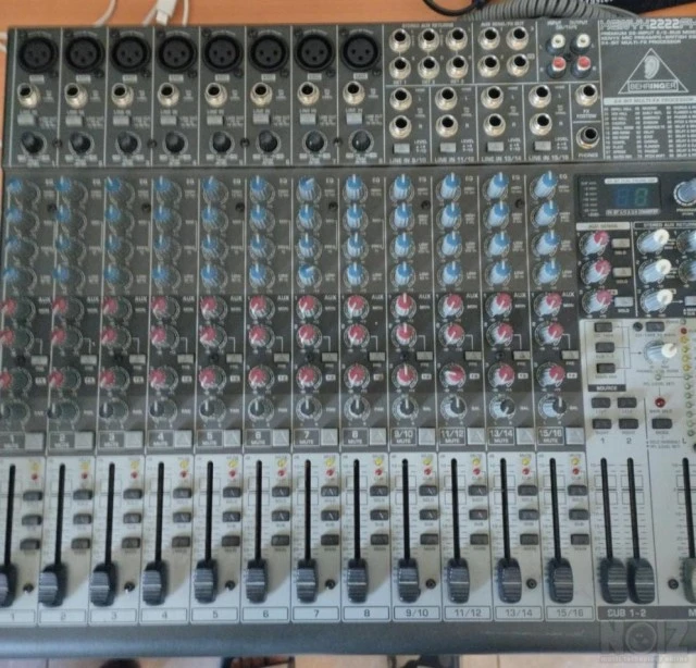 Behringer-Mixer.Xenyx.2222.FX