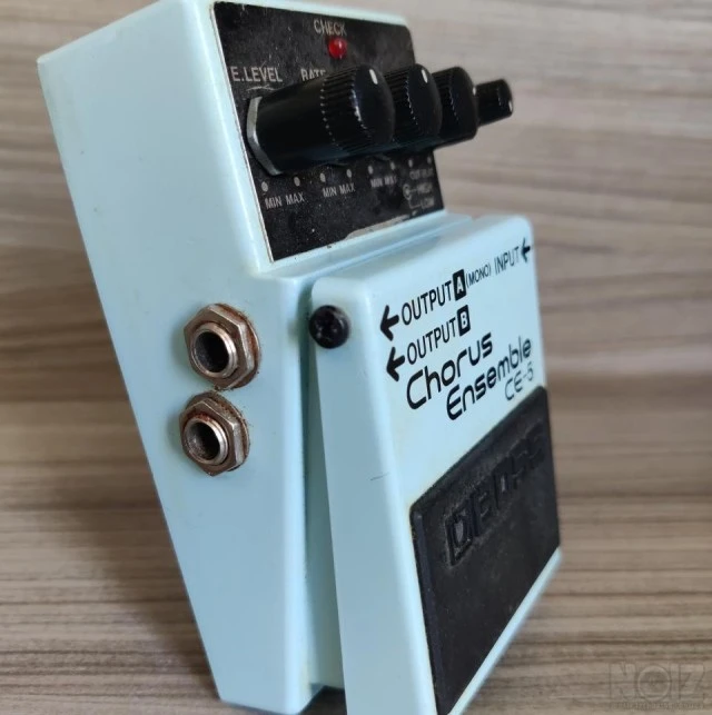 Boss CE-5 Chorus ensemble
