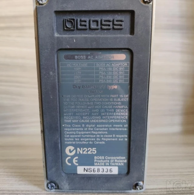 Boss CE-5 Chorus ensemble