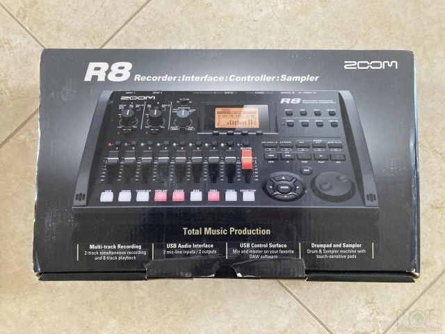 Zoom R8 Multitrack Digital Recorder