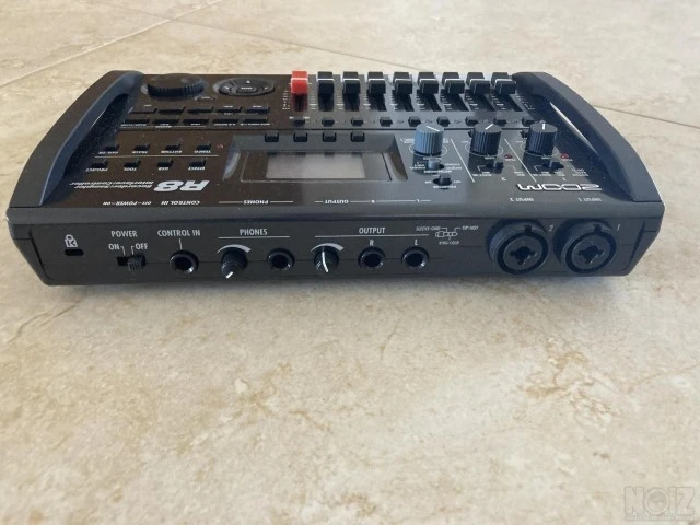 Zoom R8 Multitrack Digital Recorder