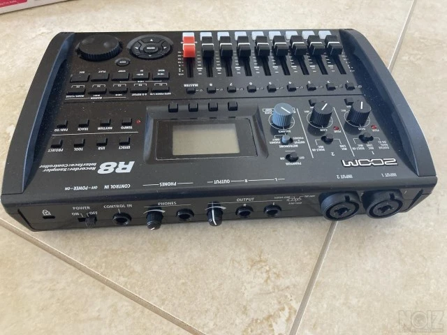 Zoom R8 Multitrack Digital Recorder