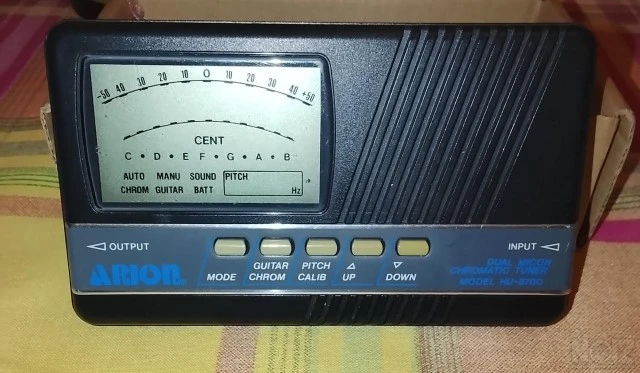 Arion Micon Chromatic κουρδιστήρι