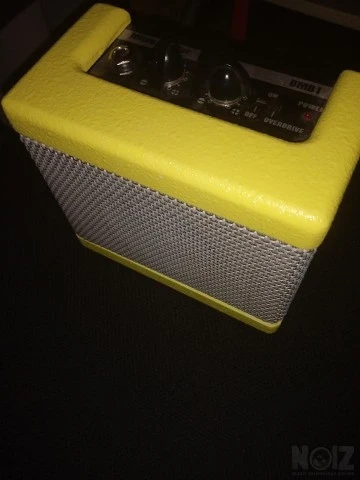 SpongeBob electric guitar with amp