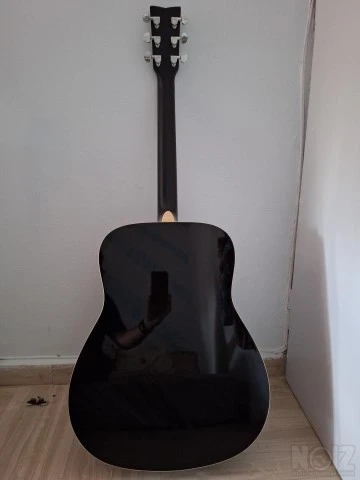 Yamaha F370 Ακουστική κιθάρα
