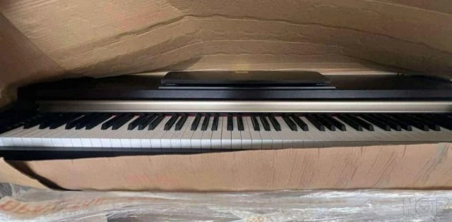 Yamaha clavinova CLP220