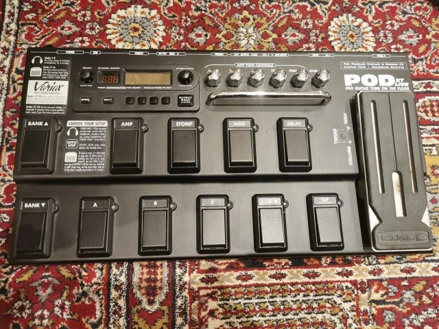 POD XT Live Line 6 Πεταλιέρα