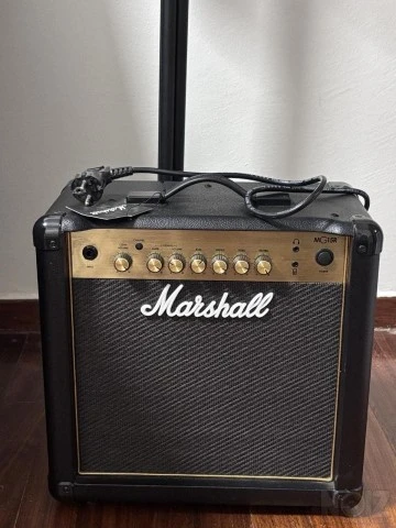 Marshall MG15CFR Gold