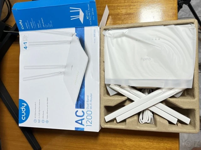 Wi-Fi router Dual Band Cody AC1200 WR120
