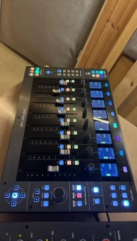 SSL UF8