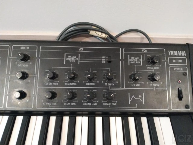 Yamaha CS-5