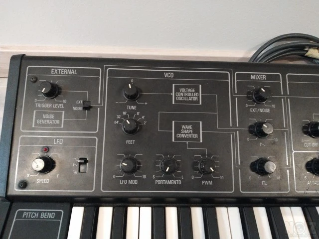 Yamaha CS-5