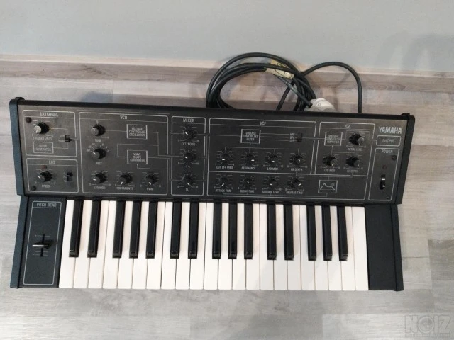 Yamaha CS-5
