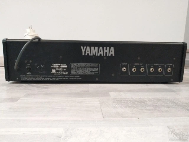 Yamaha CS-5
