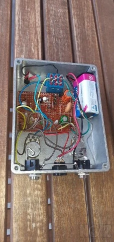 Fuzz Face Silicon clone NOS&Modern parts