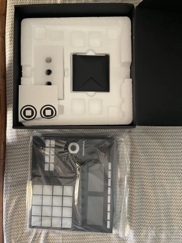 NATIVE INSTRUMENTS Maschine MK3 Controll