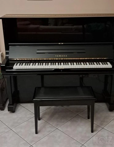 Πιανο yamaha U3