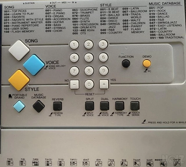 YAMAHA PSR-E323  Keyboard  61 Key Portab