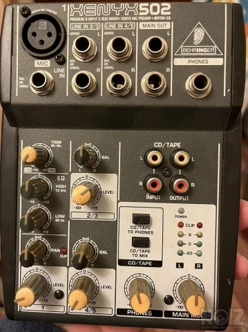 Behringer XENYX502