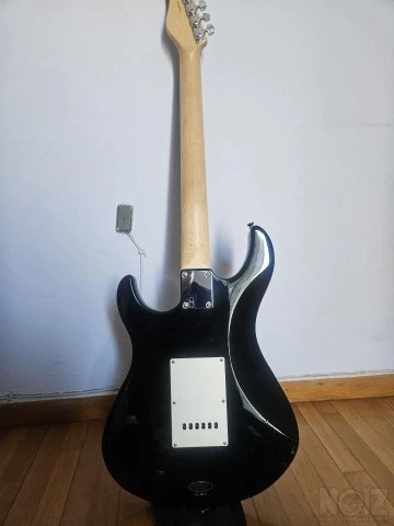 Yamaha EG-112C ηλεκτρική κιθάρα