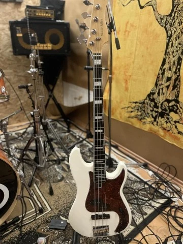 Sire Marcus miller 4p-j