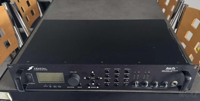 Fractal Audio Systems Axe FX Standard 
