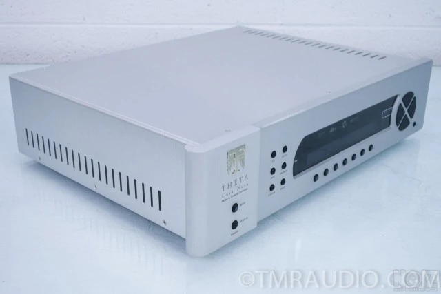 DAC  Preamplifier  Theta  Casa  Nova