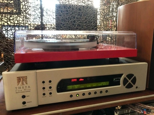 DAC  Preamplifier  Theta  Casa  Nova