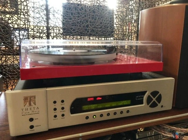 DAC  Preamplifier  Theta  Casa  Nova