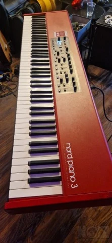 Nord piano 3  88 με case και τα πενταλ τ