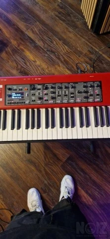 Nord piano 3  88 με case και τα πενταλ τ
