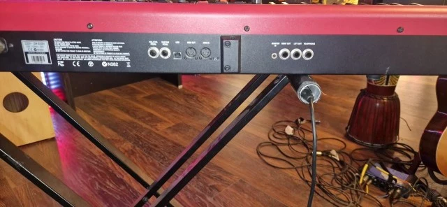 Nord piano 3  88 με case και τα πενταλ τ