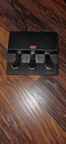 Nord piano 3  88 με case και τα πενταλ τ