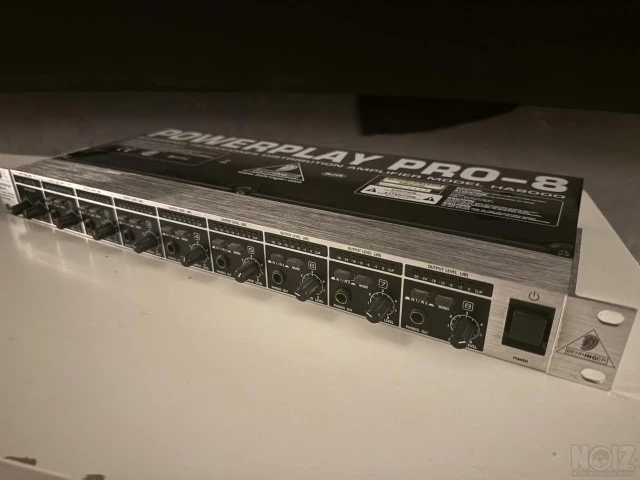 ΠΡΟΝΙΣΧΥΤΗΣ ΑΚΟΥΣΤΙΚΩΝ Behringer HA8000