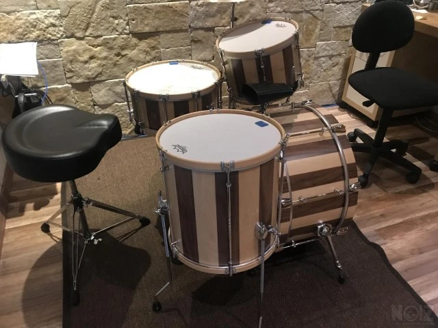 Handmade Set Walnuts & Maple