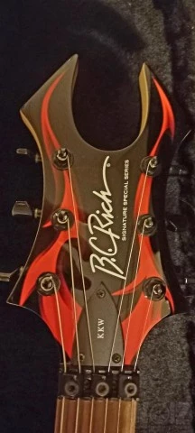 BC Rich Kerry King KKW Wartribe