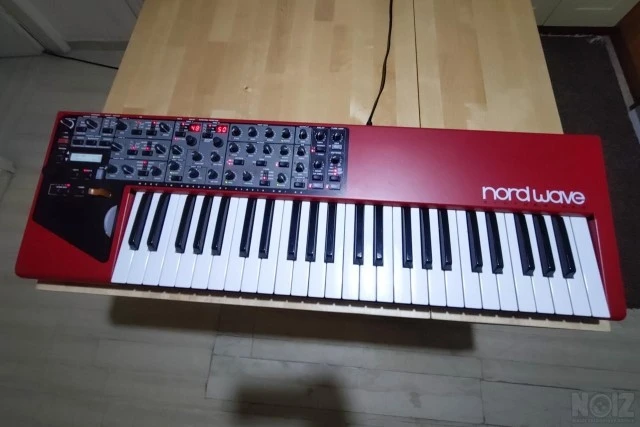 Nord Wave 49-Key 18-Voice Polyphonic Syn