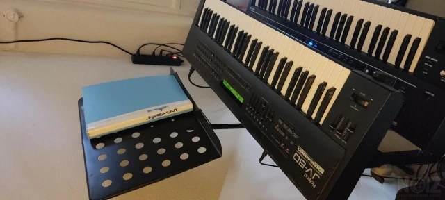 Roland jv80