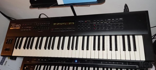 Roland jv80