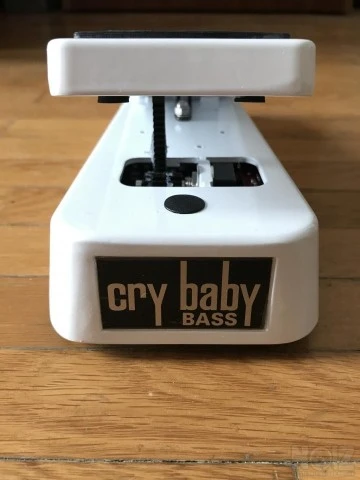 Dunlop - Cry Baby Bass Wah 105Q