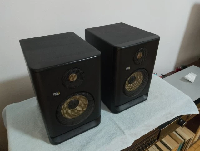 KRK Rokit 5 G4 Studio Monitors