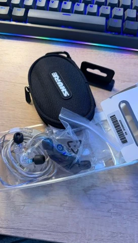 Shure SE215 Pro CL In Ears