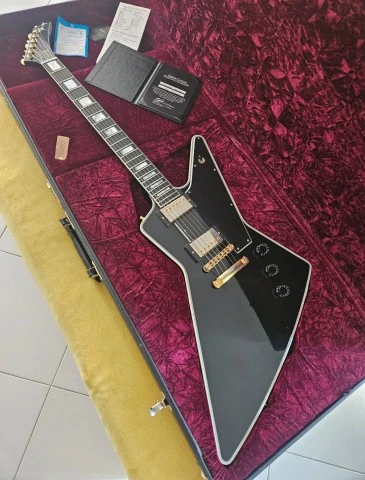 Gibson Explorer Custom