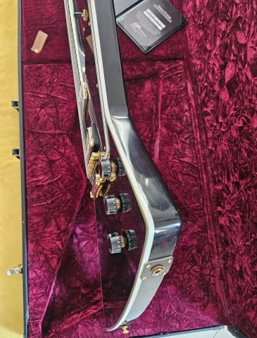Gibson Explorer Custom