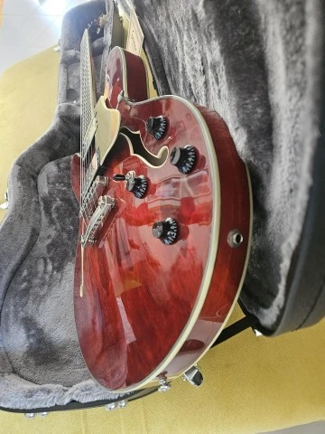 Eastman T386 - Classic