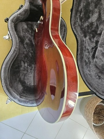 Eastman T386 - Classic