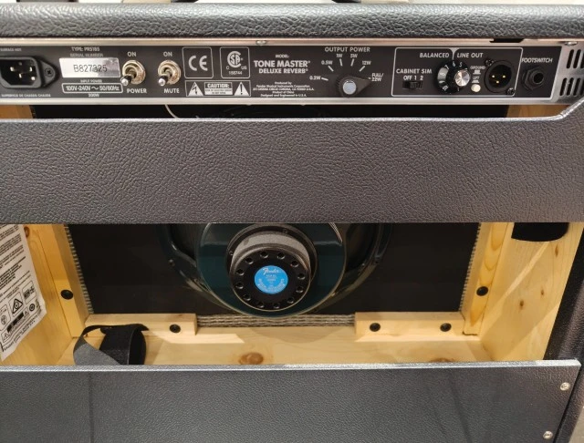 Fender Tone Master Deluxe Reverb Black
